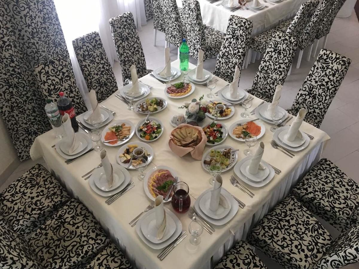 Отель Hotel Sobieski Жолква-43